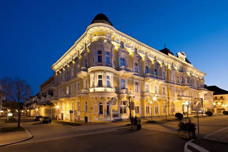 Lázeňský hotel SAVOY, Františkovy Lázně Františkovy Lázně